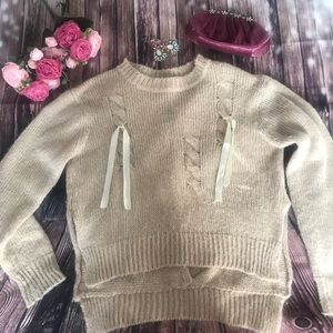 💐Romantic vintage inspired sweater small / med 🛍